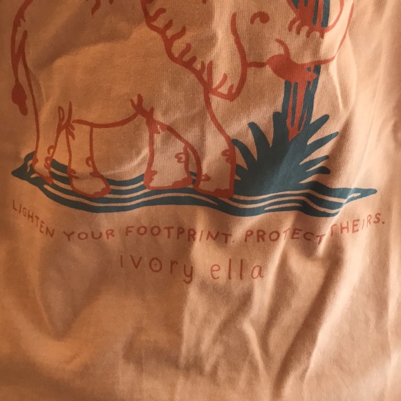 Ivory Ella xs long sleeve tee shirt with koala & elephant - Picture 8 of 8